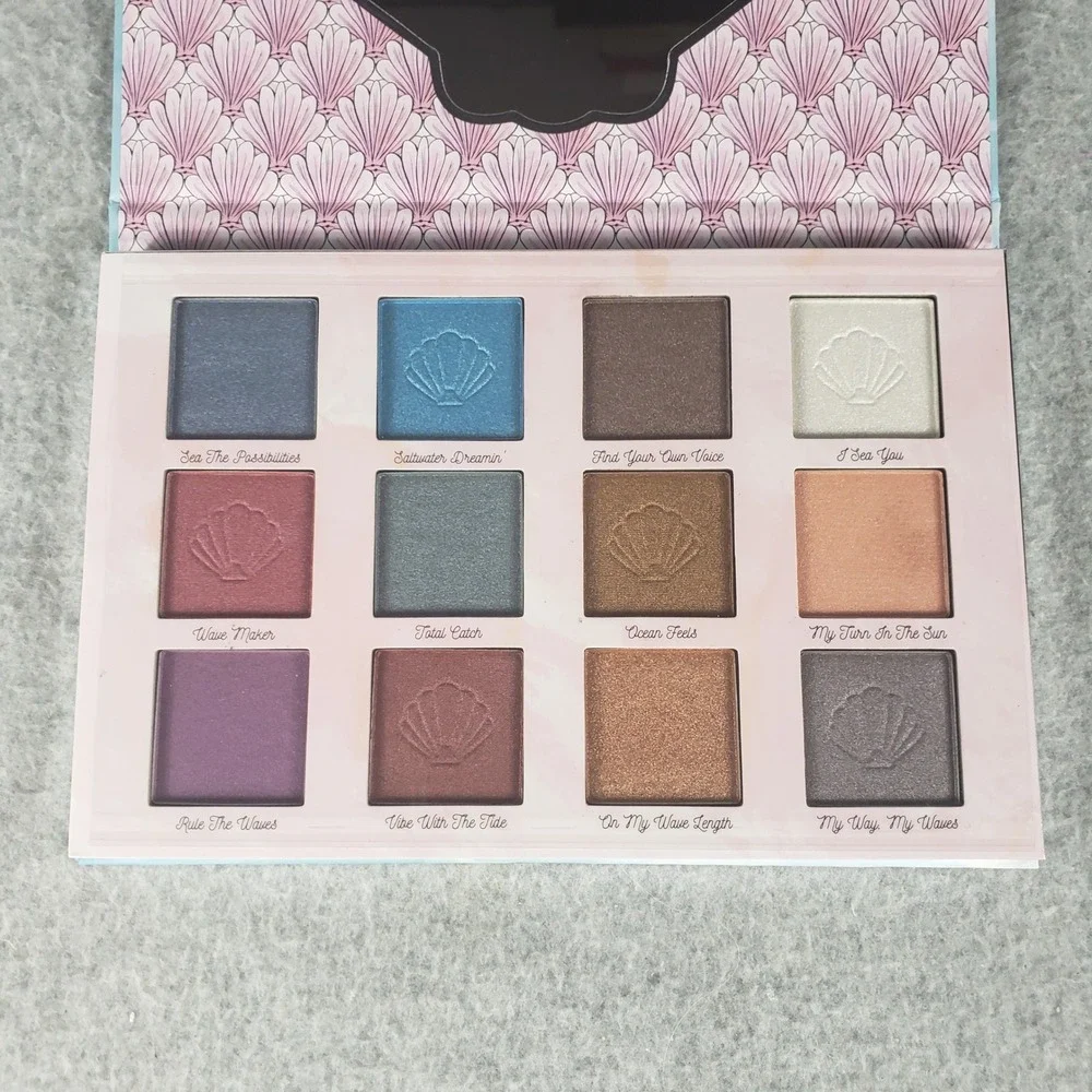 Disney Princess Ariel Makeup Set 12‎ Color Eyeshadow Palette & Lip Gloss Set NIB